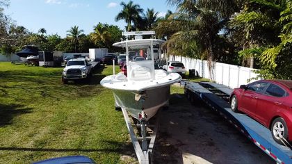 30' Sea Hunt 2016 Yacht For Sale
